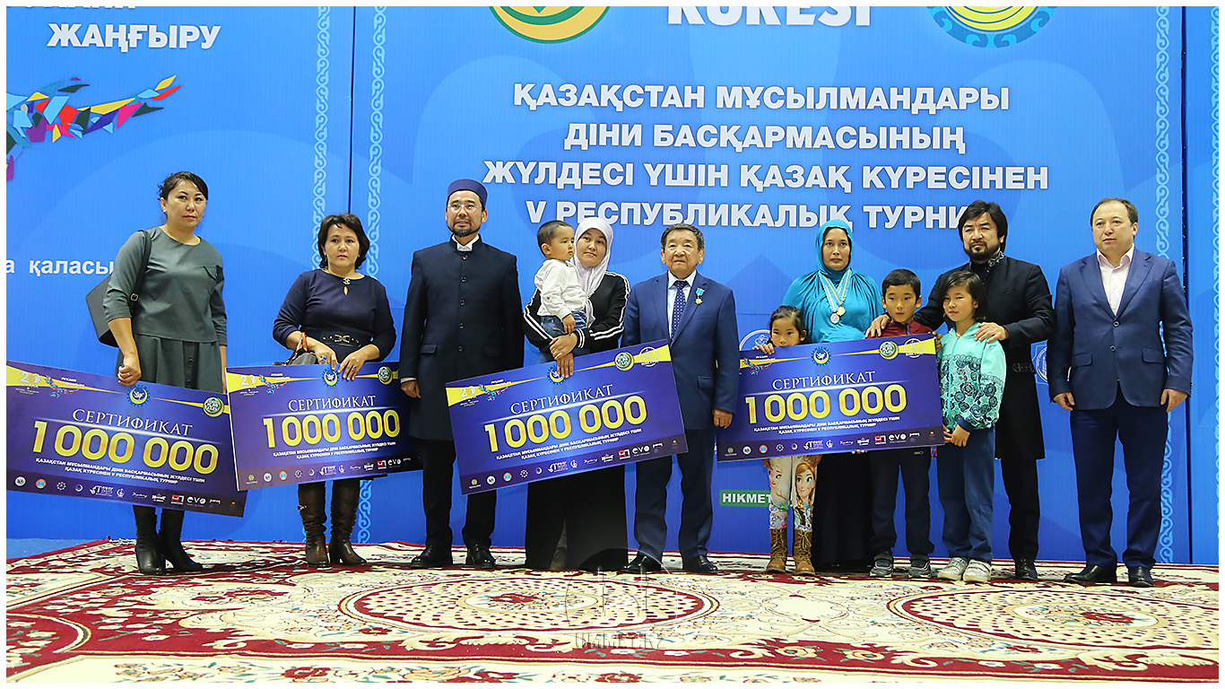 Средства, вырученные на турнире, направлены на благотворительность (ФОТО)  