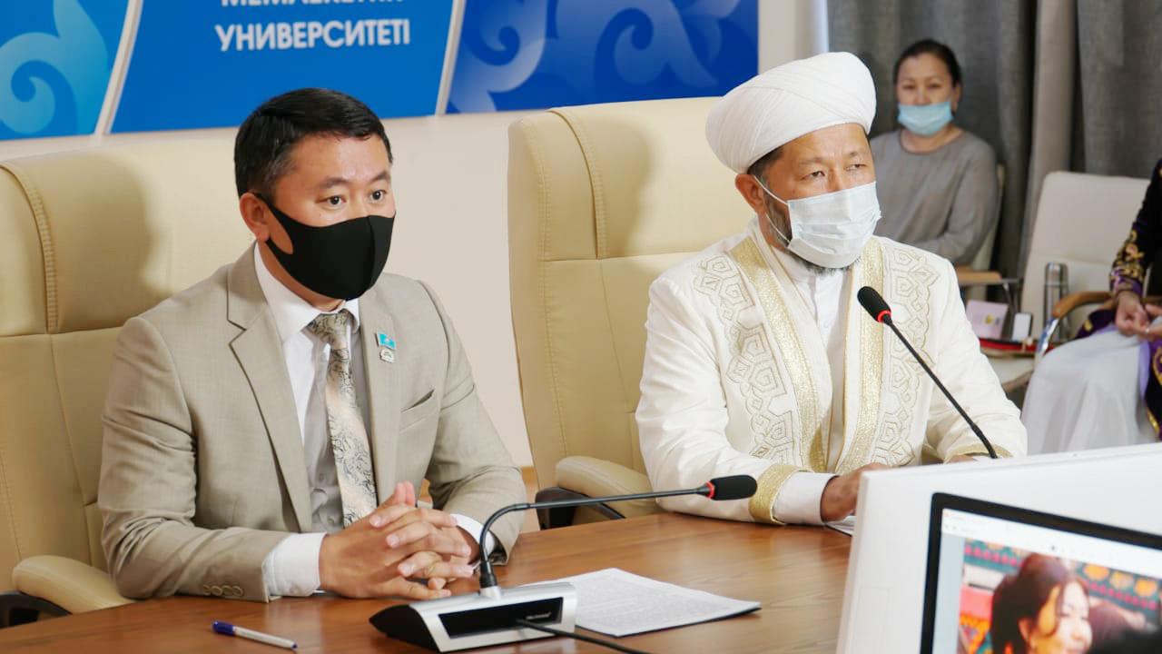 Бас мүфти студенттерге дәріс оқыды