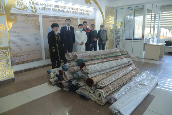 Алматы: Қариялар үйіне қайырымдылық сыйы берілді