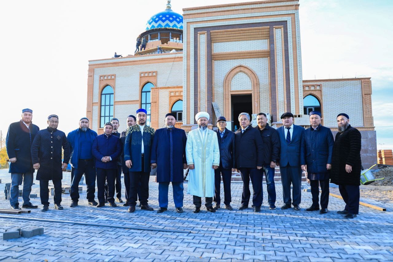 Наурызбай қажы Тағанұлы жаңа мешіт құрылысымен танысты (фото)