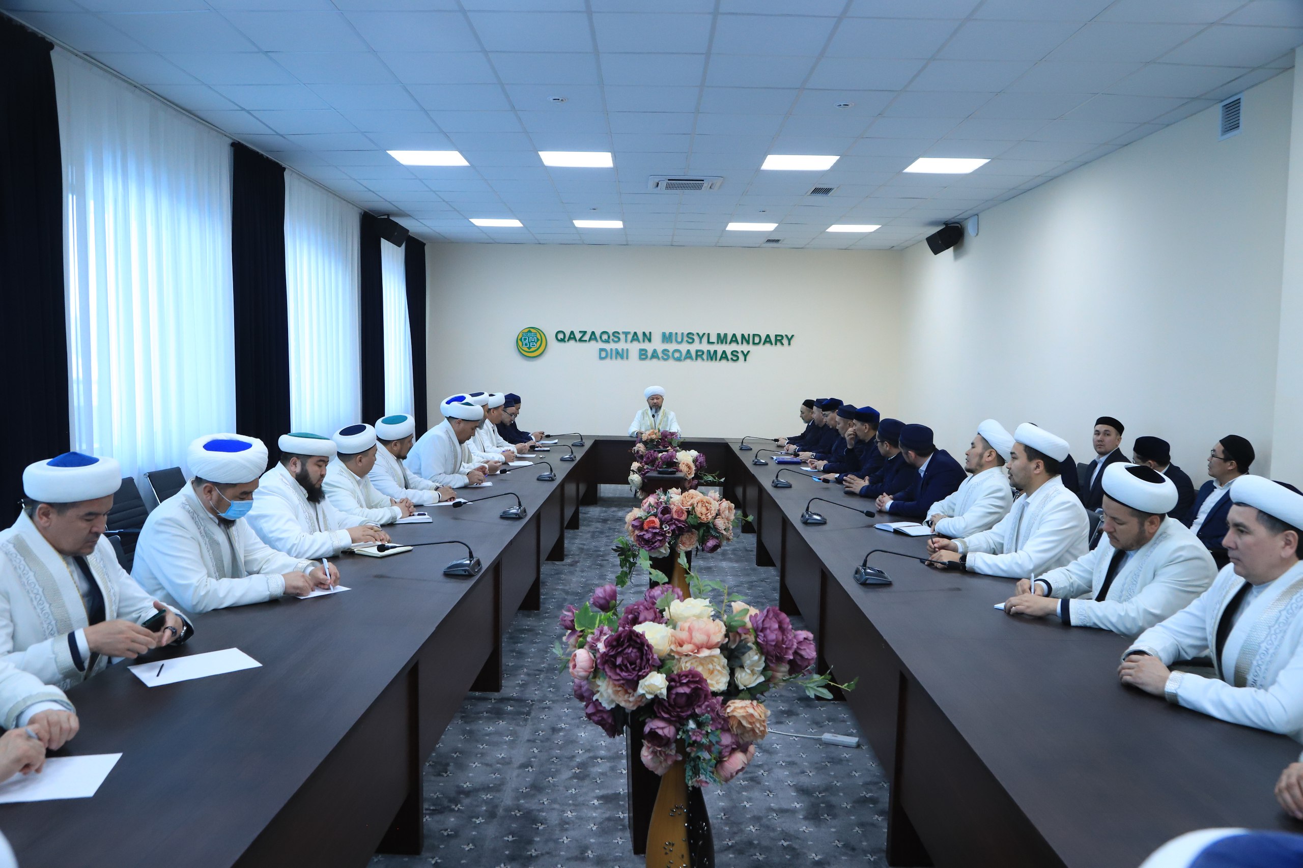 Бас мүфти имамдарға дәстүрлі исламды дәріптеудің маңызын атап өтті (фото)