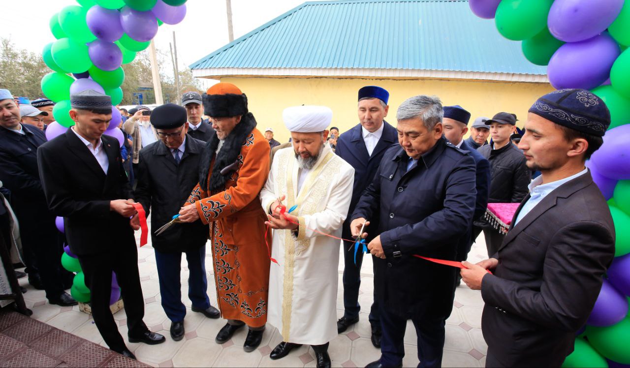 Бас мүфти Аралда Құран жаттау орталығының  ашылуына қатысты (фото)