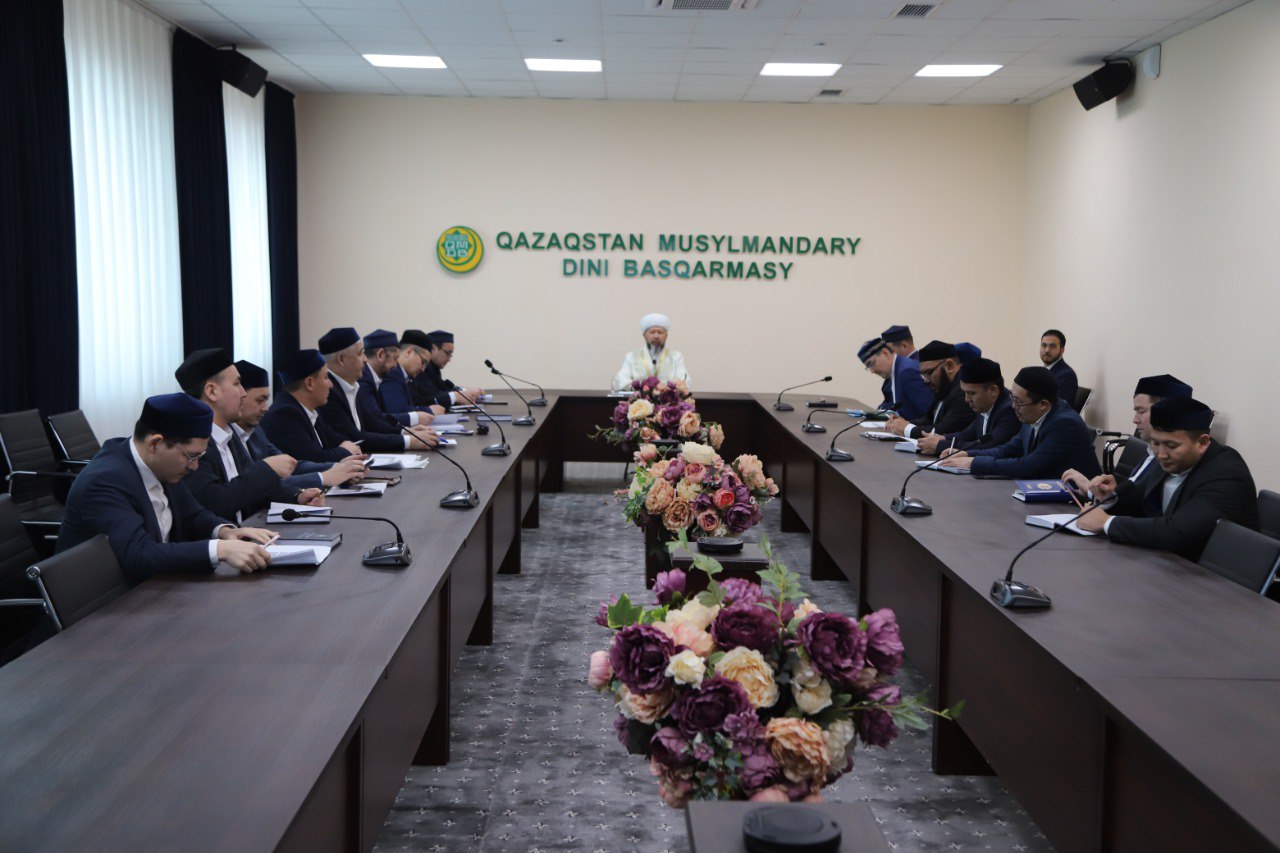 ҚМДБ Төрағасы бағдарлық баяндамадағы іс-шаралардың есебін тыңдады (фото)