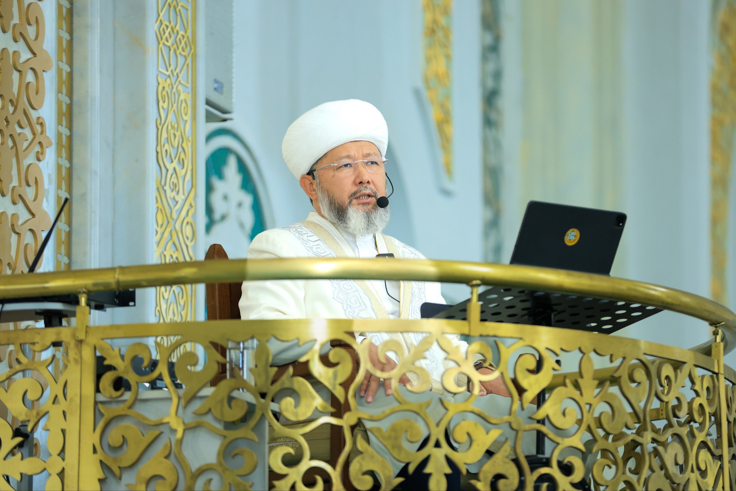 Бас мүфти Әзірет Сұлтан мешітінде жұма уағызын айтты