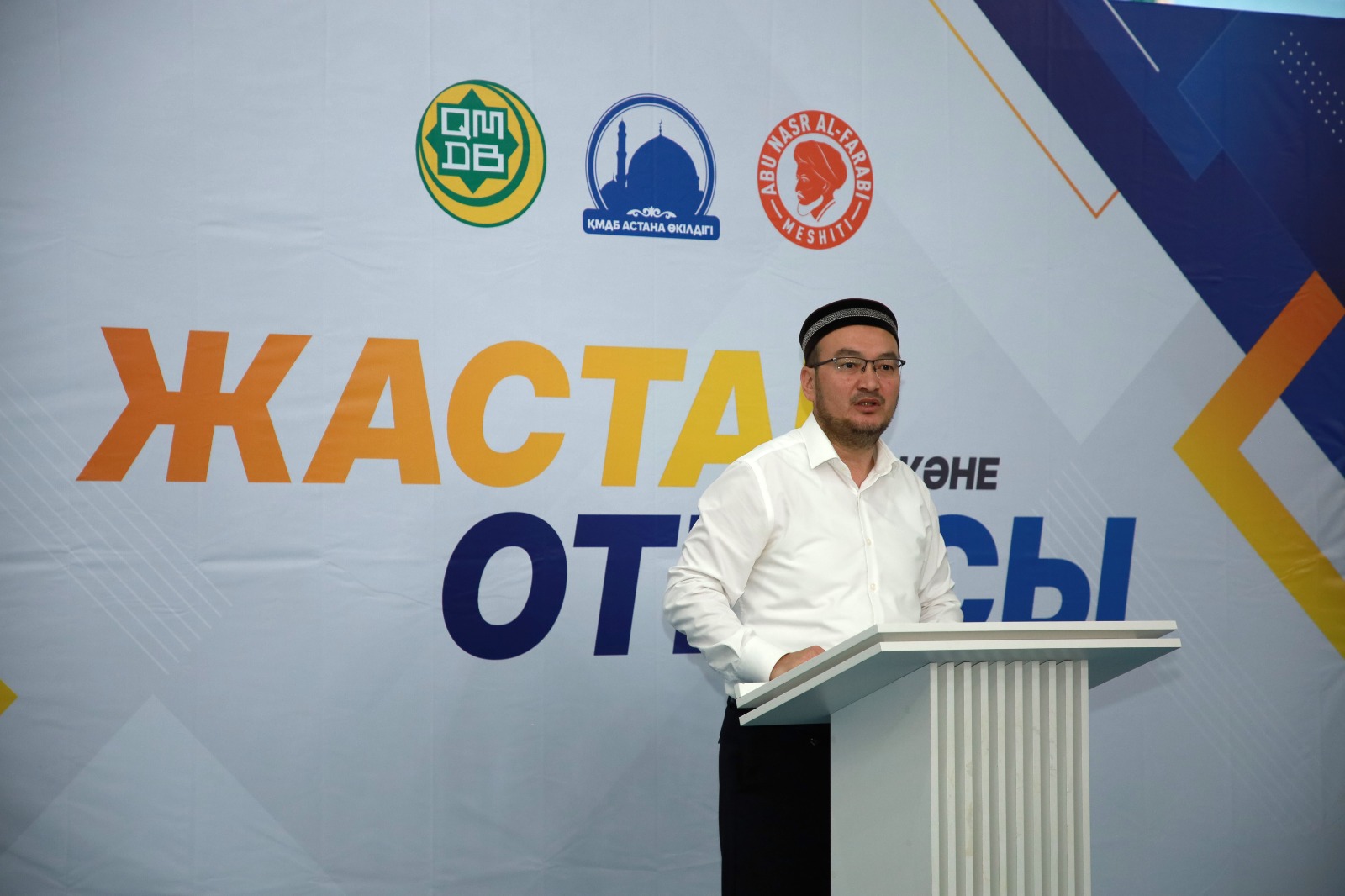  «Әл-Фараби»: «Жастардың діндегі орны мен тәрбиесі» тақырыбында көркем насихат айтты (фото)