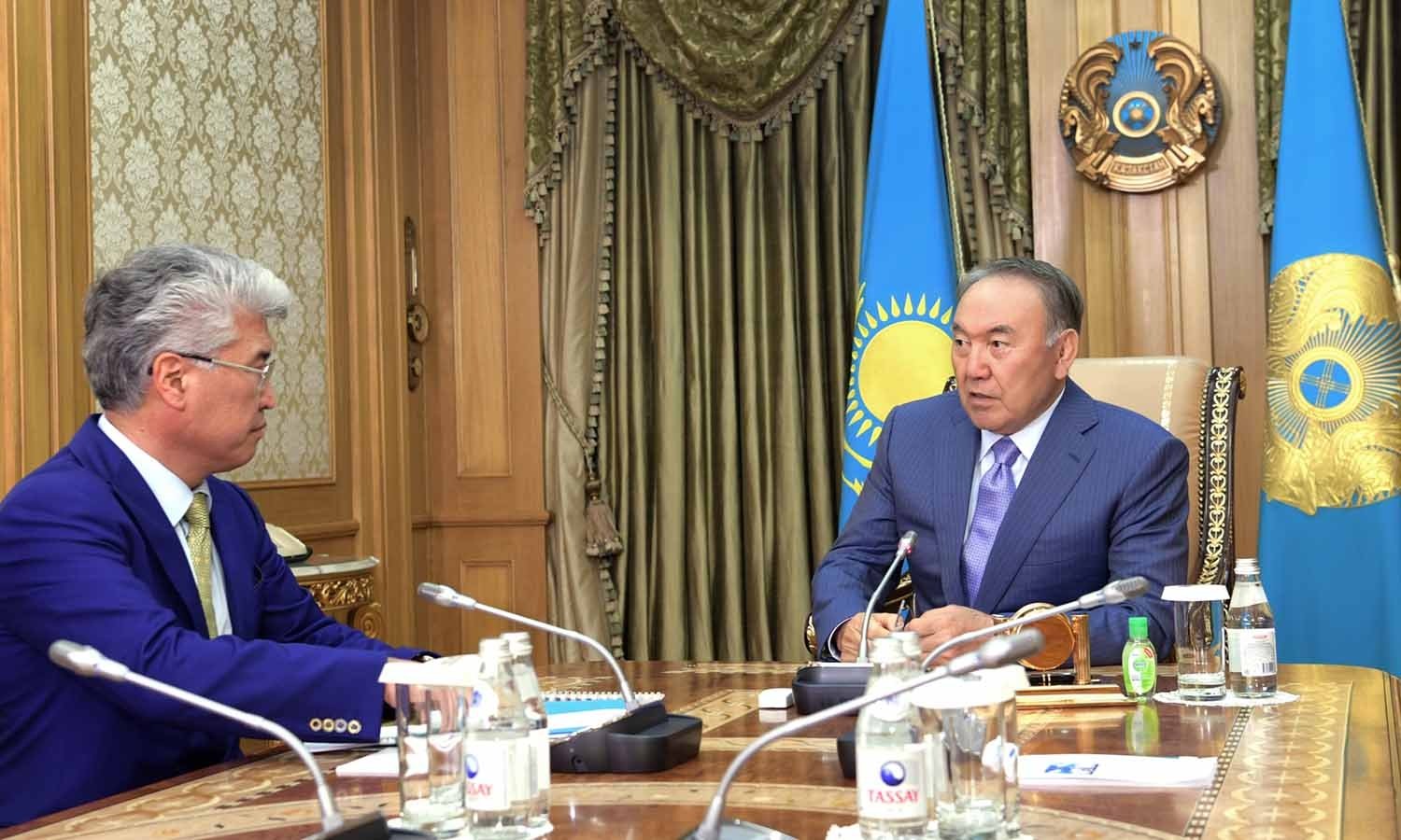 Нурсултан Назарбаев подчеркнул важность укрепления патриотизма казахстанцев.