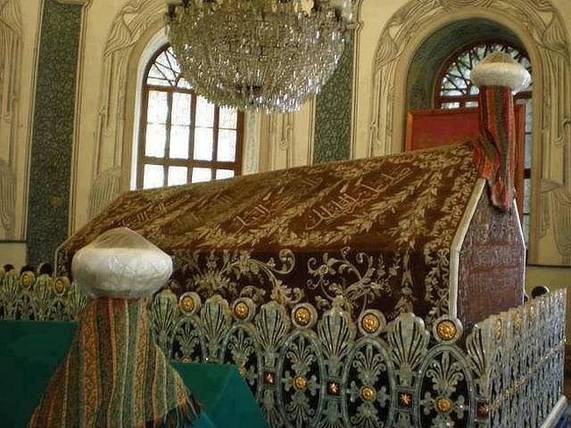 Попытки выкрасть тело Пророка (да благословит его Аллах и приветствует) из могилы