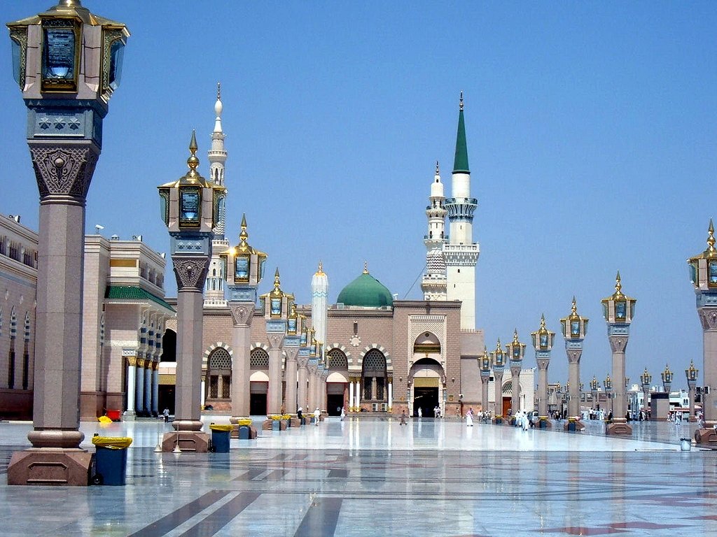 Пятничные хутбы в Мечети Пророка будут переводить на 6 языков