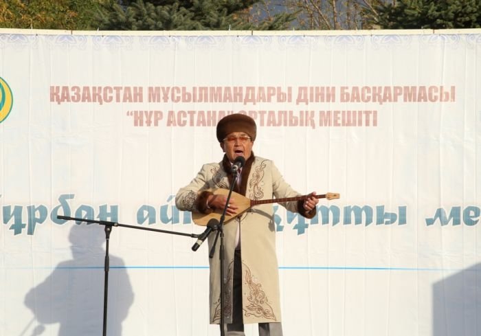 Великий праздник проведен в национальном стиле (ФОТО)