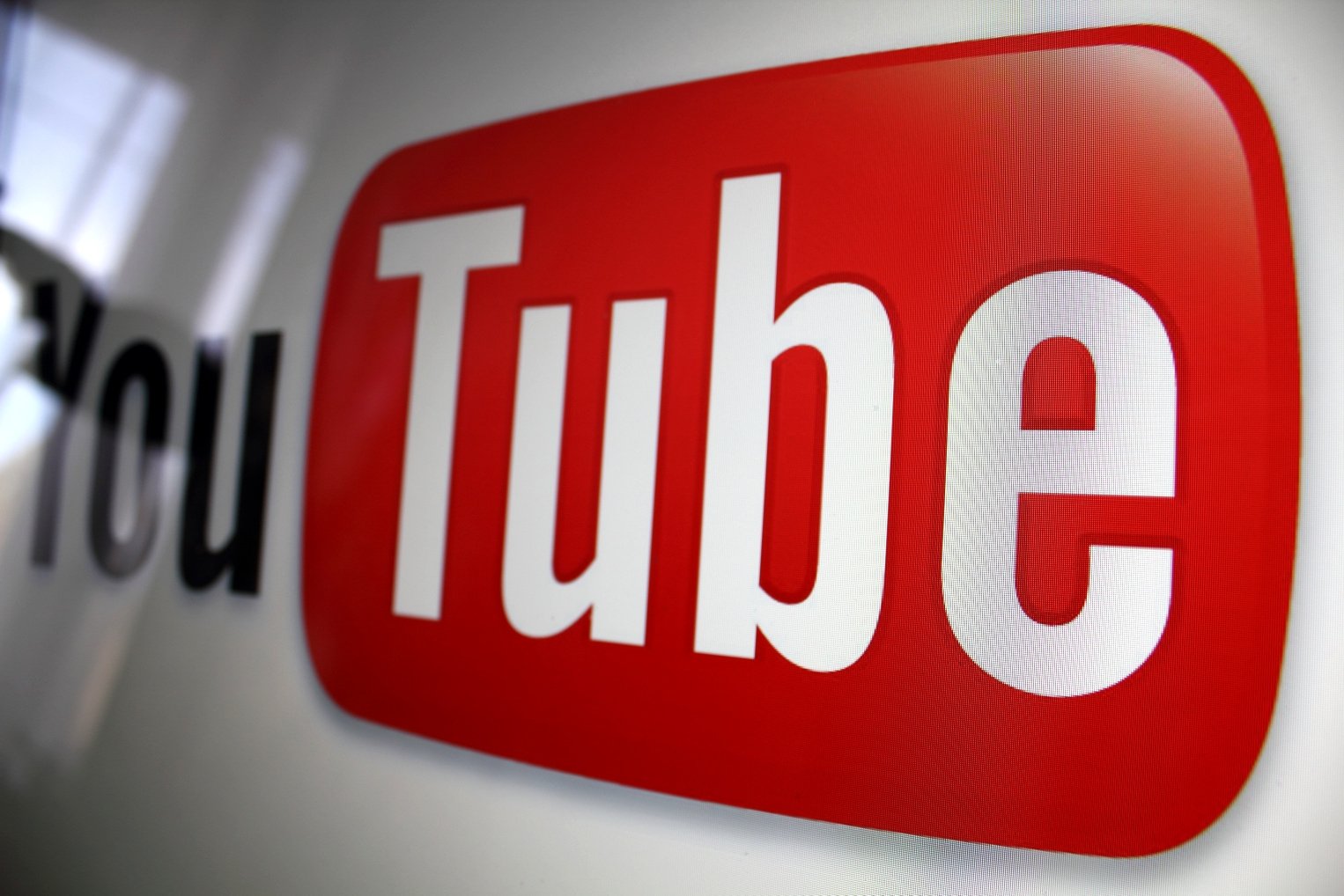 YouTube удалил 14 млн экстремистских видео за два года