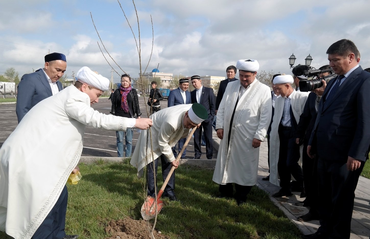 Бас мүфти көгалдандыру шарасына қатысты (ФОТО)