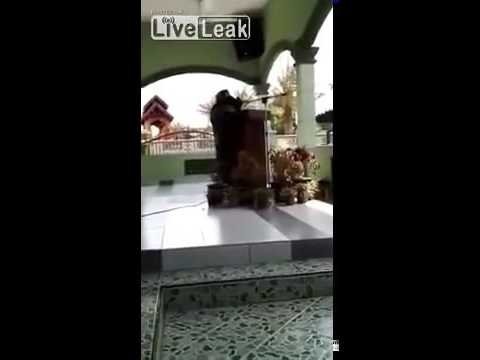 Дәріс үстінде өмірден өтті (ФОТО)