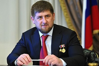 Выпущен золотой iPhone 6s с портретом Кадырова (ФОТО)