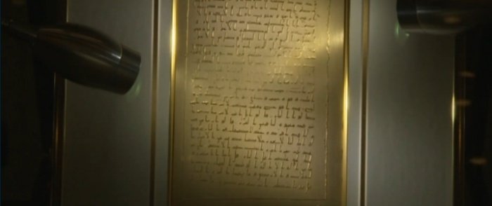 Бішкекте ежелгі Құранның алтын көшірмесі көрсетілді (ФОТО)