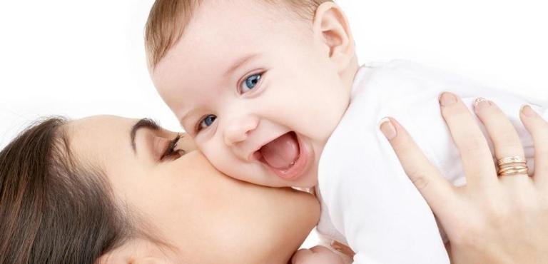 Сколько месяцев следует кормить ребенка грудью?