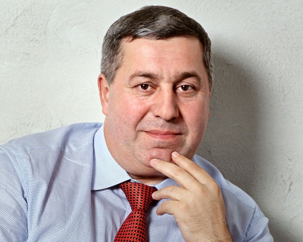 Богатейшей семьей в России стали мусульмане - Forbes