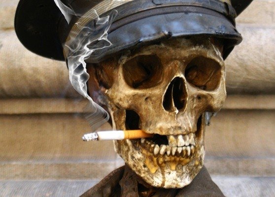 Мүфти: Ислам темекіге тыйым салады