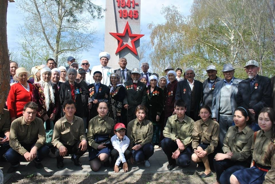 Майдангер қарттар мен тыл ардагерлеріне құрмет көрсетті (ФОТО)