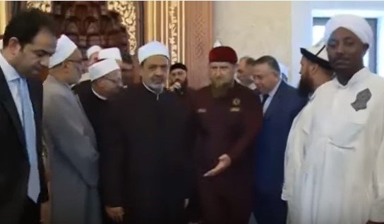 Шешенстанда жаңа мешіт ашылды (ВИДЕО)