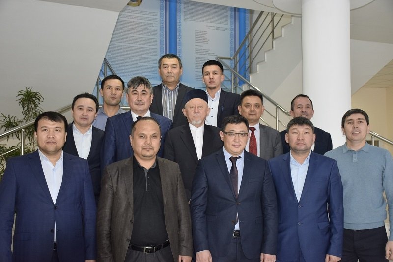 Дінтанушы ғалымдар докторлық диссертация қорғады (ФОТО)