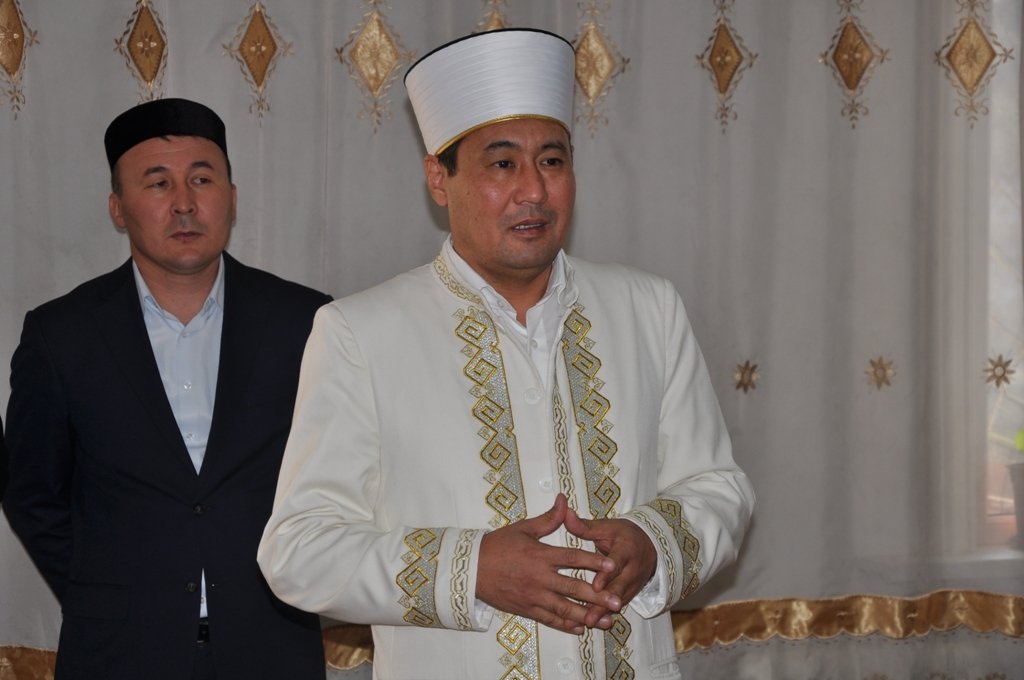 Мүмкіндігі шектеулі балаларға қамқорлық көрсетті (ФОТО)